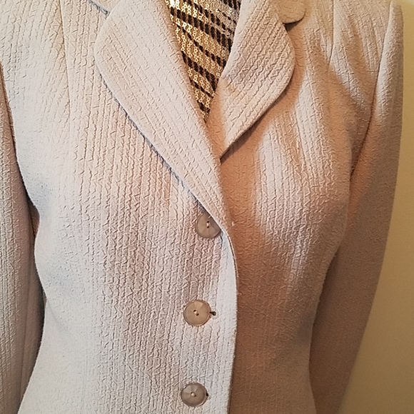 Collections for Le Suit suit - Picture 2 of 7